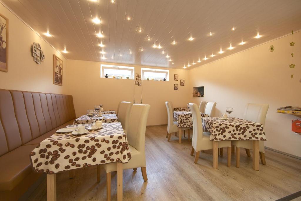 Hotel Kleines Landhaus Wendel Kapellen-Drusweiler Zewnętrze zdjęcie