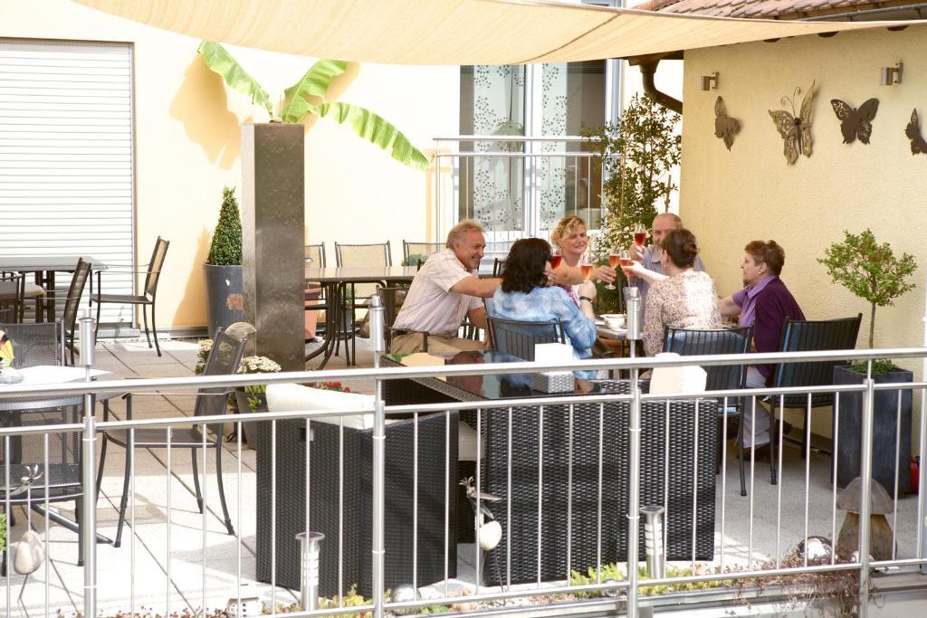 Hotel Kleines Landhaus Wendel Kapellen-Drusweiler Zewnętrze zdjęcie